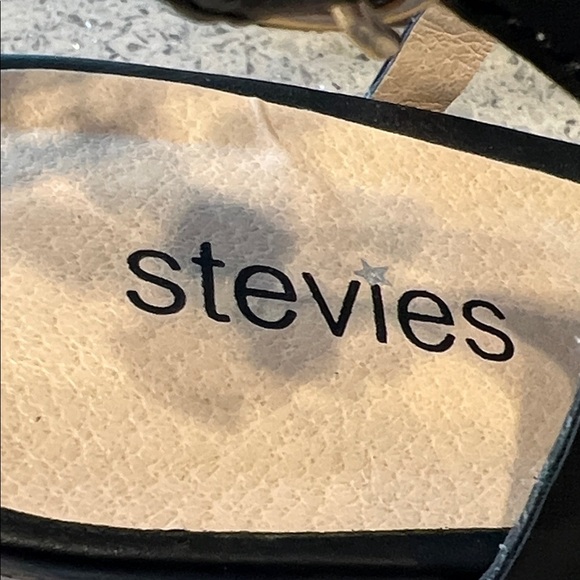 NWOB Stevies Black and Gold Wedge Sandals - Picture 2 of 9